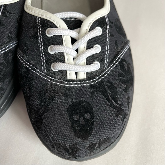 Dr. Martens Women’s Black & White Skull Shoes - Picture 10 of 11
